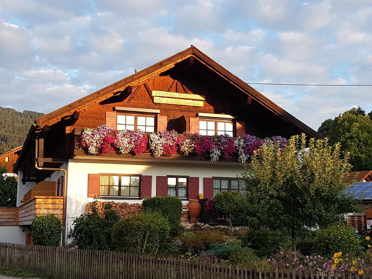 Ferienwohnungen Am Buchbrunnen Пфронтен Екстериор снимка